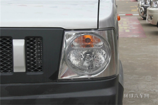2011款 1.3L基本型有護(hù)欄