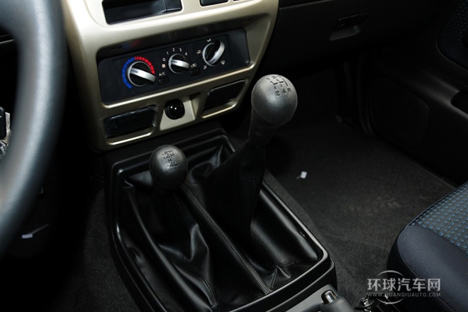 2013款 2.4L 四驅(qū)標準型 國IV