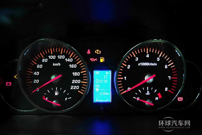 2013款 1.8T 手動(dòng)兩驅(qū)智尊版