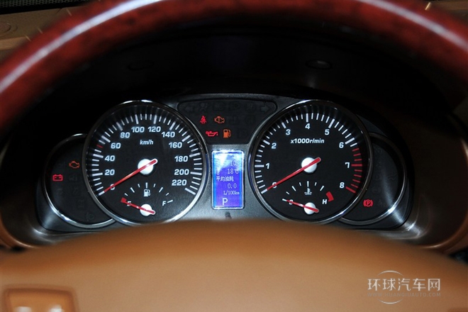 2013款 1.8T 自動(dòng)兩驅(qū)智匯版