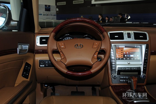 2013款 1.8T 自動(dòng)兩驅(qū)智匯版