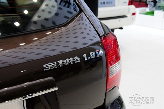 2013款 1.8T 自動(dòng)兩驅(qū)智尊版