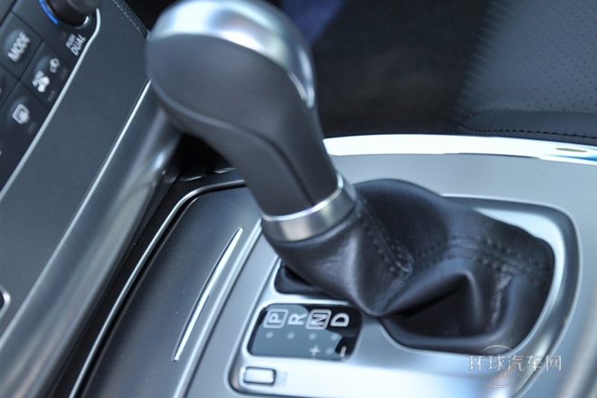 2013款 G25 Sedan 運(yùn)動(dòng)版