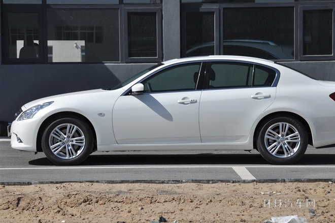 2013款 G25 Sedan 運(yùn)動(dòng)版