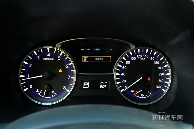 2013款 JX35 兩驅(qū)卓越版