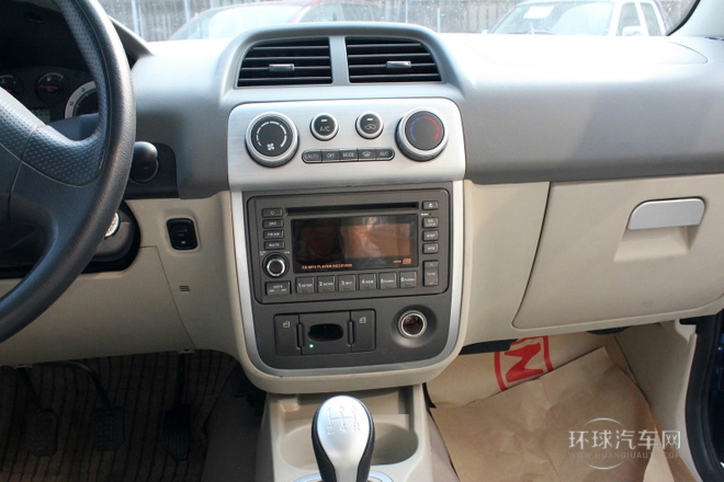 2010款 1.3L 手動(dòng)舒適型