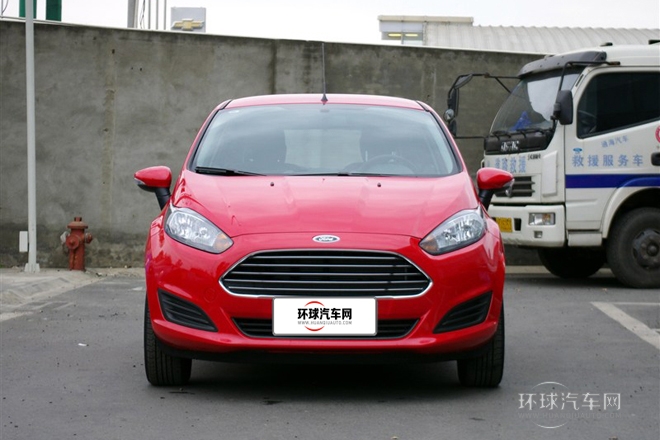 2013款 兩廂 1.5L 手動風(fēng)尚型