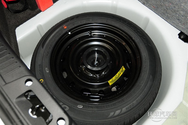 2013款 兩廂 1.5L 手動(dòng)時(shí)尚型