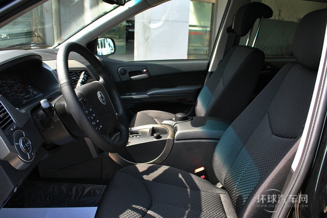 2011款 2.0T 兩驅(qū)精英導(dǎo)航版