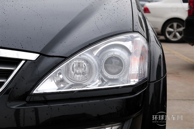 2011款 2.0T 四驅(qū)精英導(dǎo)航版