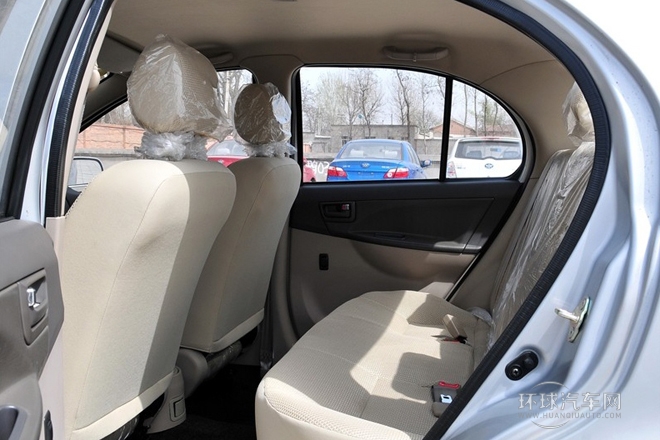 2011款 三廂 1.5L 手動(dòng)舒適型