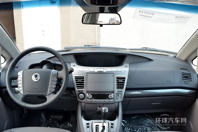 2014款 2.0T 柴油兩驅(qū)豪華導(dǎo)航版