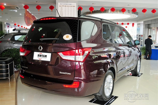 2014款 2.0T 柴油四驅(qū)豪華導(dǎo)航版