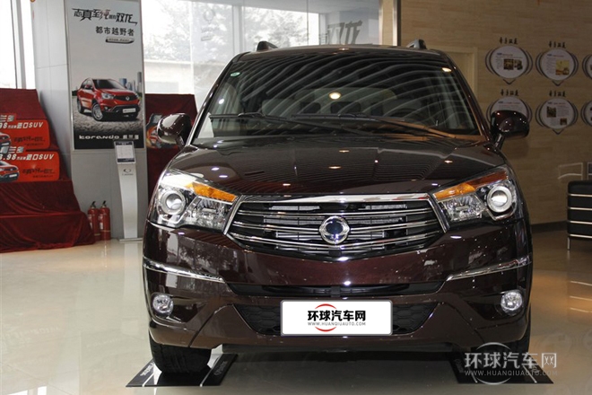 2014款 2.0T 柴油四驅(qū)豪華導(dǎo)航版