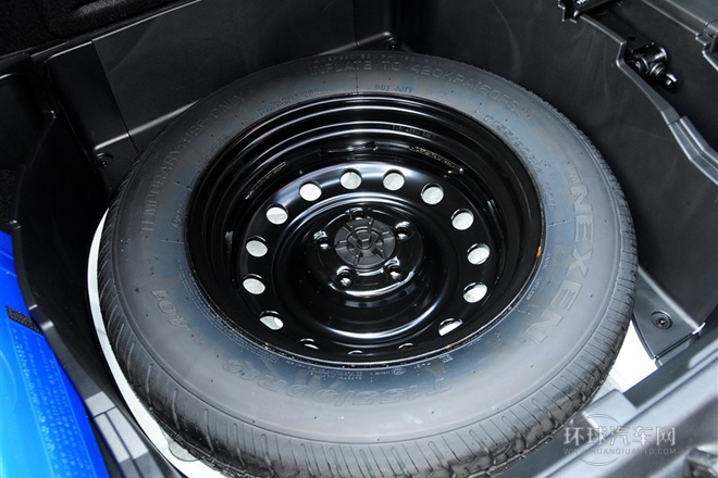 2014款 2.0L 汽油兩驅手動舒適導航版