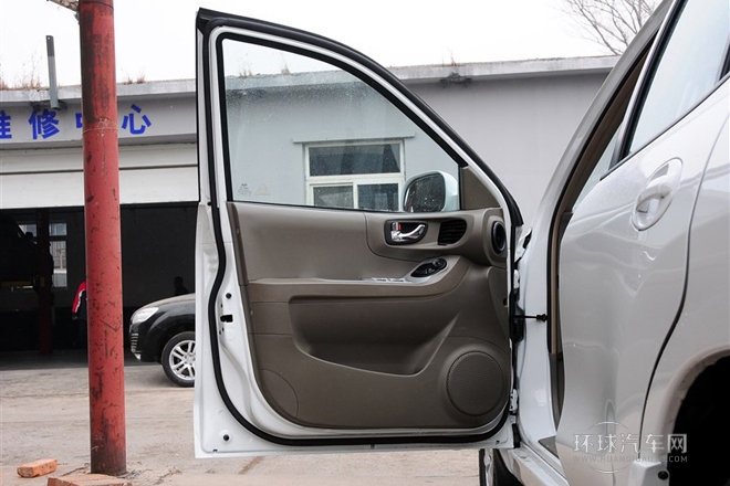 2012款 2.0L 手動(dòng)兩驅(qū)舒適型
