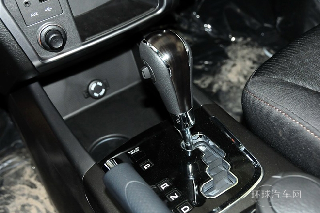2014款 2.0L 汽油兩驅(qū)自動精英導航版