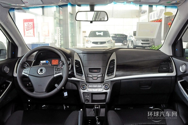 2014款 2.0L 汽油兩驅(qū)自動精英導航版