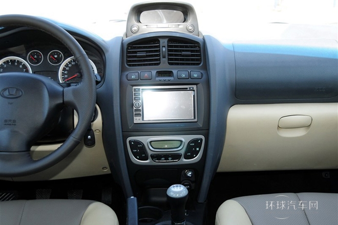 2013款 1.8T 手動(dòng)兩驅(qū)導(dǎo)航版