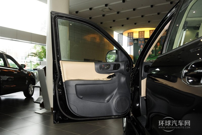 2013款 1.8T 自動(dòng)兩驅(qū)天窗版