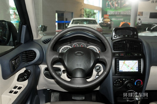 2013款 1.8T 自動(dòng)兩驅(qū)天窗版