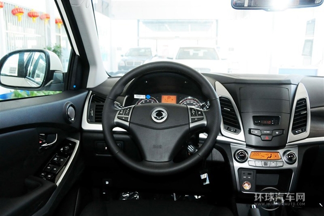 2014款 2.0L 汽油兩驅(qū)自動(dòng)豪華導(dǎo)航版