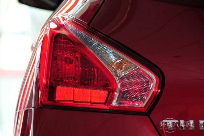 2011款 1.6L CVT舒適型