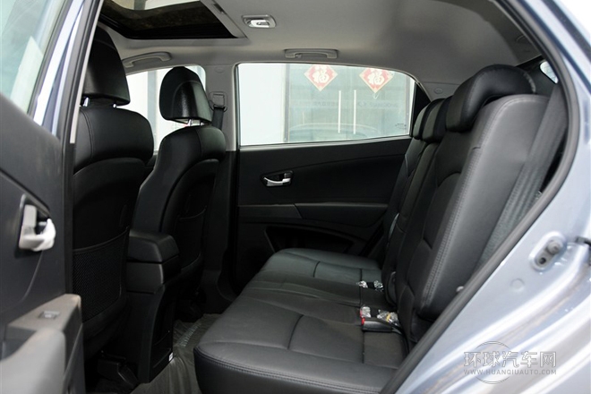 2011款 2.0T 柴油四驅(qū)自動精英導(dǎo)航版