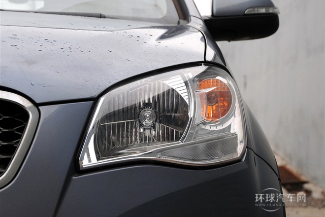 2011款 2.0T 柴油四驅(qū)自動精英導航版