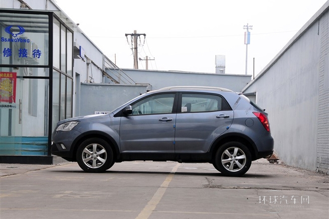 2011款 2.0T 柴油四驅(qū)自動(dòng)精英導(dǎo)航版
