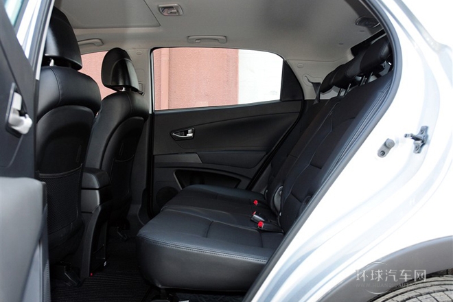 2011款 2.0T 柴油四驅(qū)自動豪華導航版