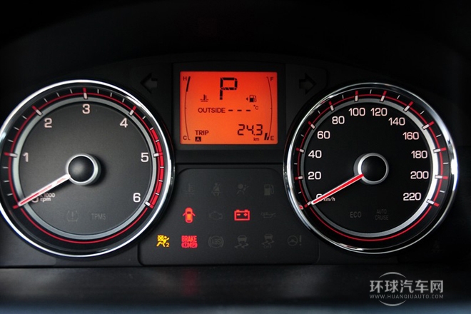 2011款 2.0T 柴油四驅(qū)自動豪華導(dǎo)航版