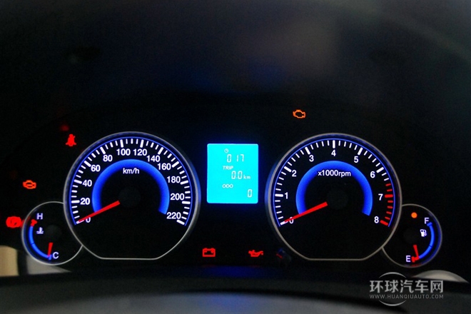 2011款 1.8T 手動(dòng)舒適汽油版