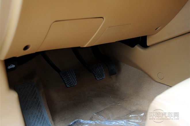 2012款 1.8T 手動(dòng)兩驅(qū)智匯版