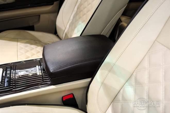 2013款 1.8T 自動(dòng)兩驅(qū)智尊版