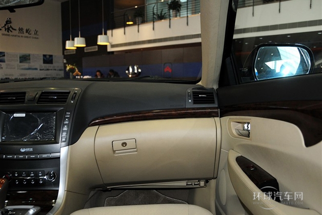 2011款 1.8T 自動(dòng)舒適汽油版