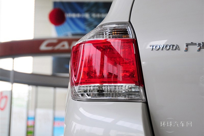 2013款 2.7L 兩驅(qū)5座紫金版