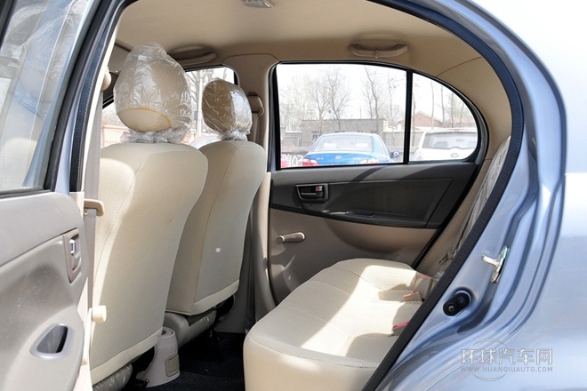 2011款 三廂 1.5L 手動(dòng)標(biāo)準(zhǔn)型