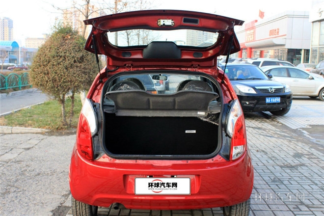 2011款 1.0L 手動(dòng)征途版
