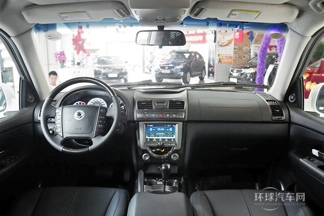 2014款 2.0T 兩驅(qū)精英導(dǎo)航版5座