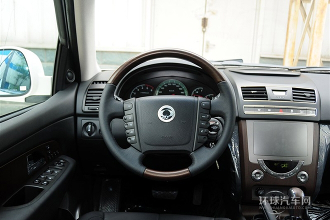 2014款 2.7T 四驅(qū)豪華導(dǎo)航版5座