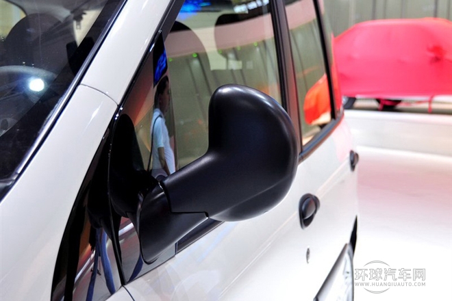 2010款 1.6L 汽油標(biāo)準(zhǔn)型5座