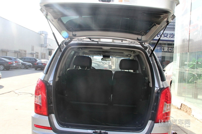 2014款 2.0T 兩驅(qū)精英導航版7座