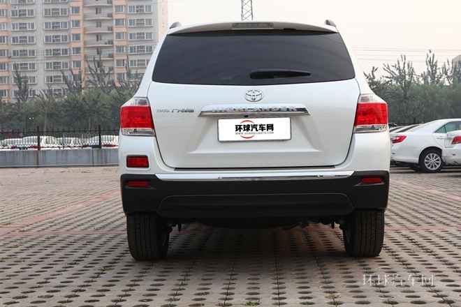 2013款 2.7L 兩驅(qū)7座探索版