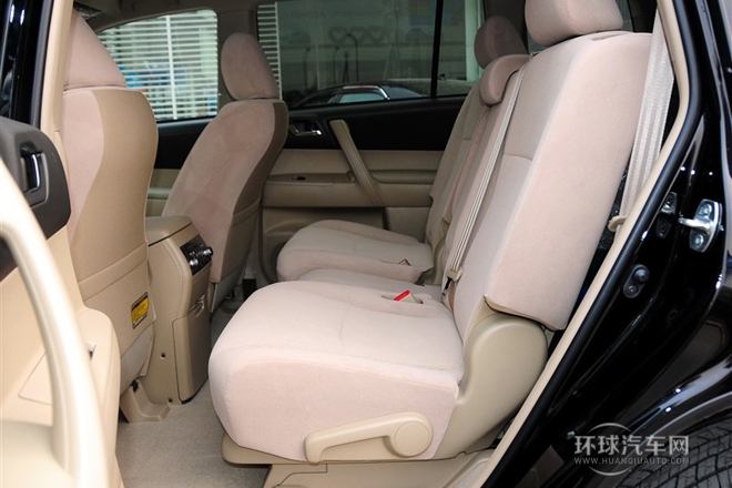 2012款 2.7L 兩驅(qū)7座精英版