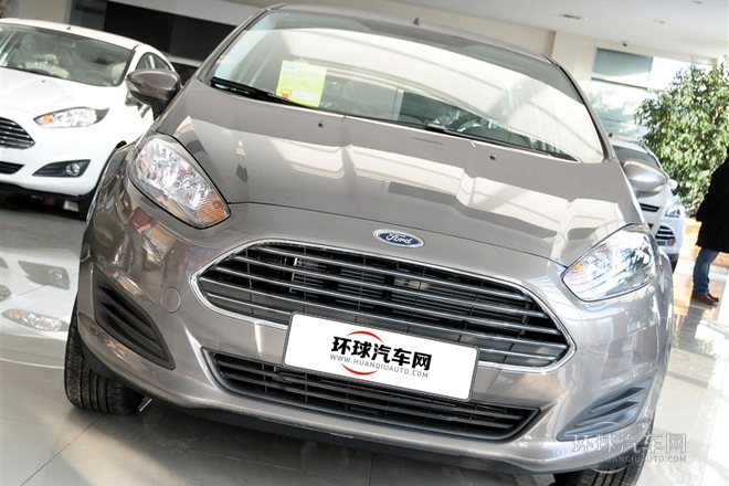 2013款 三廂 1.5L 手動(dòng)風(fēng)尚型