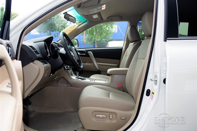 2012款 2.7L 兩驅(qū)5座運動版
