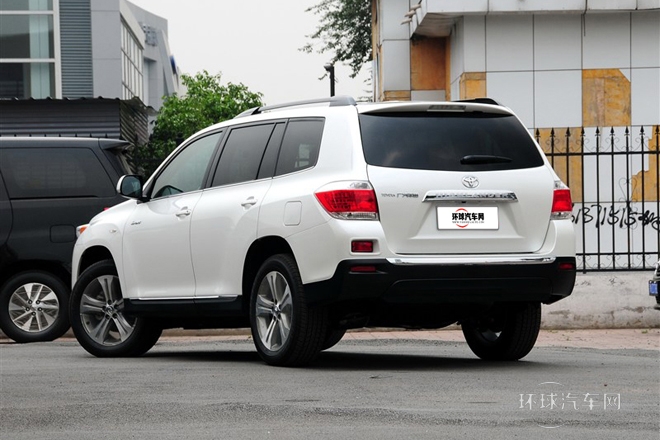 2012款 2.7L 兩驅(qū)5座運動版