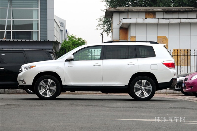 2012款 2.7L 兩驅(qū)5座運動版