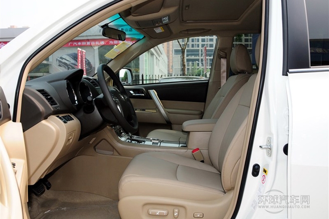 2012款 2.7L 兩驅(qū)7座豪華版